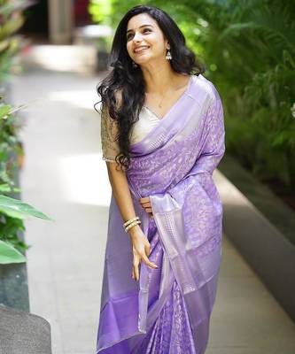 lavender silk blend banarasi saree with blouse  1