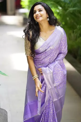 lavender soft art silk banarasi saree with blouse 
