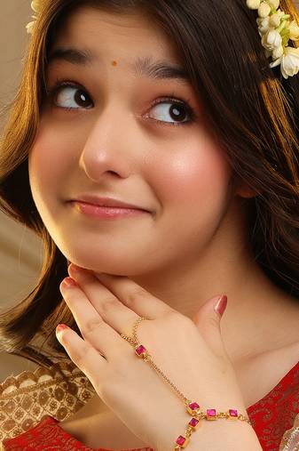 Gold plated kundan red stones haath phool