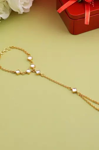 Gold plated kundan haath phool