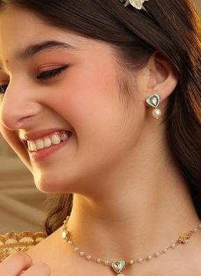 Gold plated kundan green stones necklace set 1