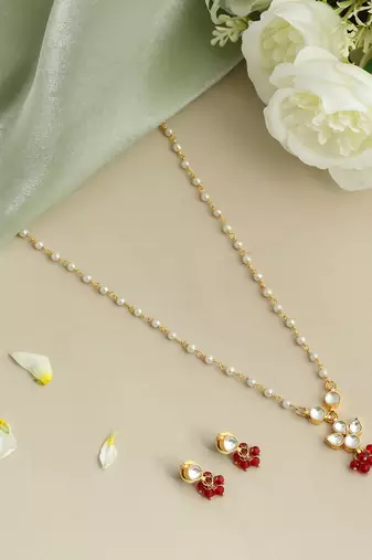 Gold plated kundan maroon stones necklace set