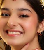 Gold plated kundan maroon stones maang tikka