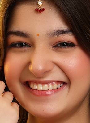 Gold plated kundan maroon stones maang tikka 1