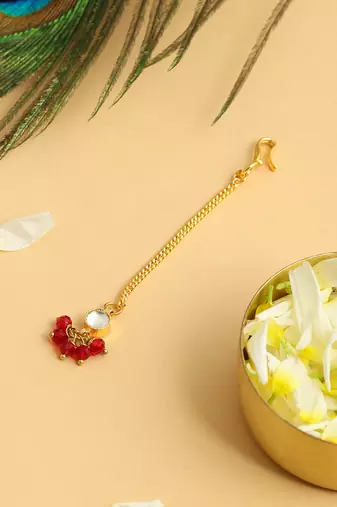 Gold plated kundan maroon stones maang tikka