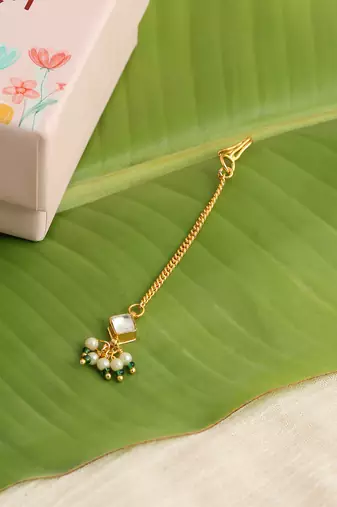 Gold plated kundan green stones maang tikka