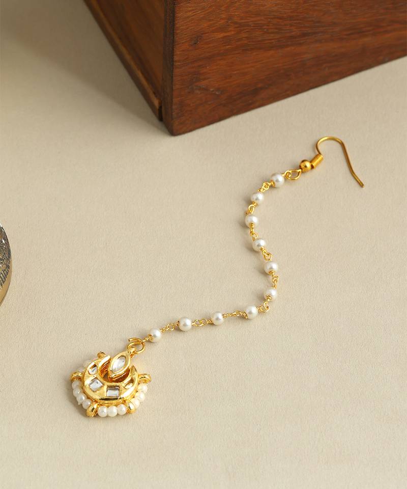 Gold plated kundan maang tikka