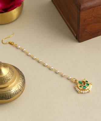 Gold plated kundan green stones maang tikka 2