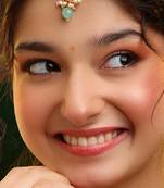 Gold plated kundan green stones maang tikka