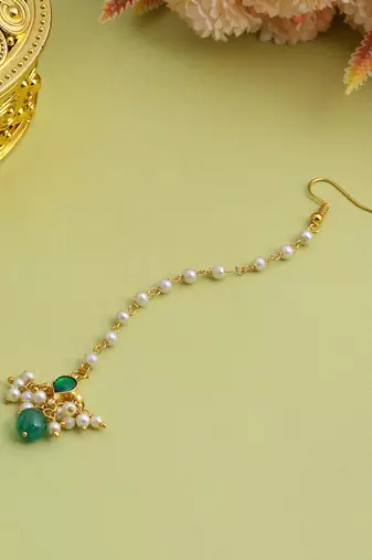 Gold plated kundan green stones maang tikka
