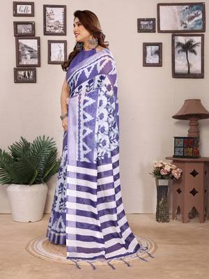 Lavender cotton lilen digital printed saree with blouse 2