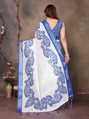 White cotton lilen digital printed saree with blouse 4