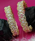 Antique kundan scalloped bangles