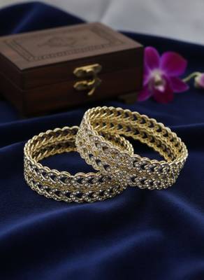 V-shaped chevron crystal bangles 1