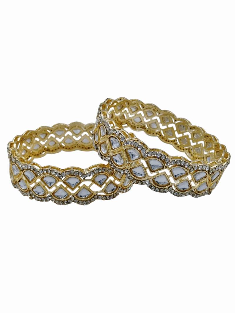 Wave-patterned kundan infinity bangles