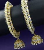 Pearl-bordered kundan jhumka bangles