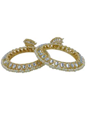 Pearl-bordered kundan jhumka bangles 2