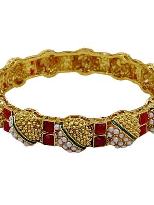 Festive red & pearl beaded bangles 3