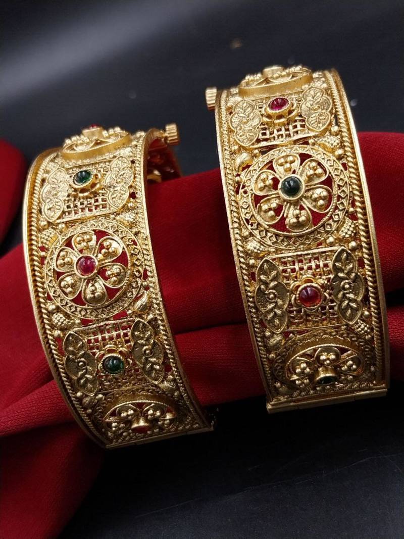 Ornate antique floral kada set
