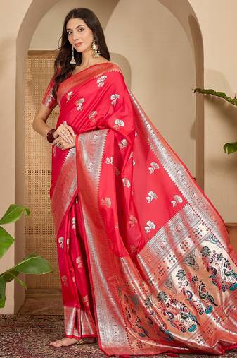 women's rani silk blend zari woven saree with unstitched blouse piece