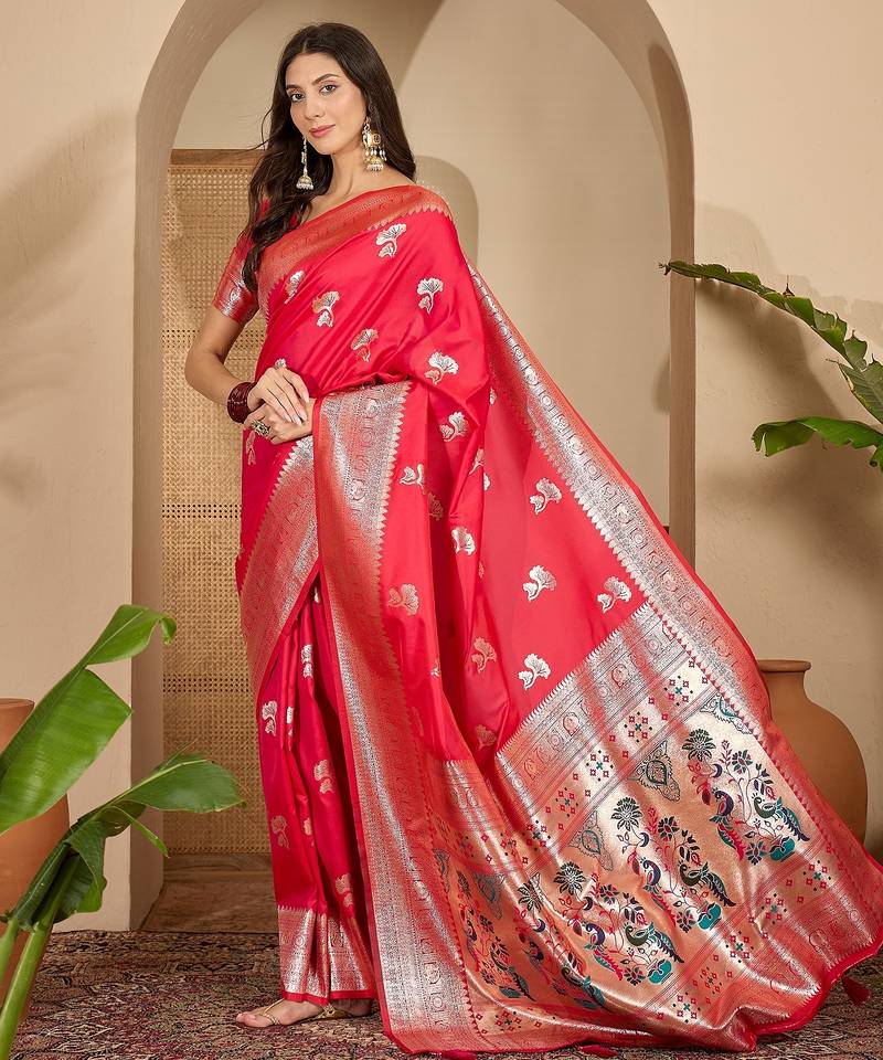 women's rani silk blend zari woven saree with unstitched blouse piece