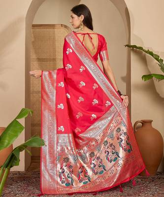 women's rani silk blend zari woven saree with unstitched blouse piece 3