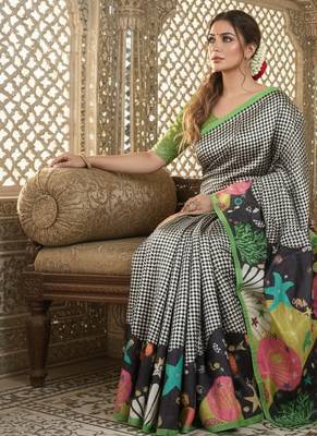 Multicolor premium printed saree with blouse 3