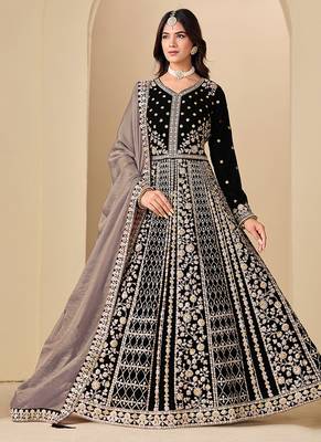 Black embroidered sequence velvet anarkali suit 1