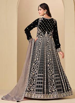 Black embroidered sequence velvet anarkali suit 2