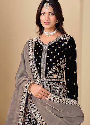 Black embroidered sequence velvet anarkali suit 4