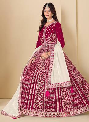 Pink embroidered sequence velvet anarkali suit 3
