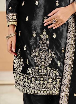 Black embroidered sequence velvet dhoti style 4