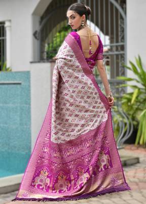 Magenta banarasi silk blend saree in ajrakh and patola weaving with zari pallu 2