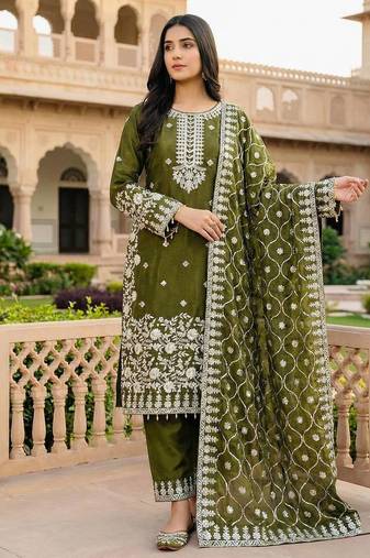 Green Color Pure Jimi SIlk Embroidery Work Wedding Wear Salwar Suit
