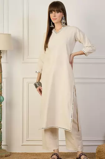 Off-white women kurta pant set