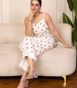 White women kurta pant set