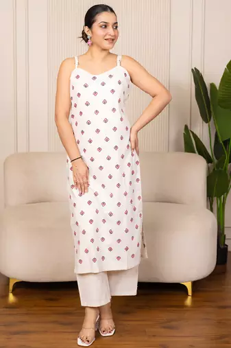 White women kurta pant set