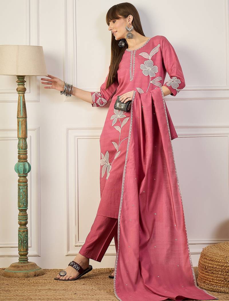 Pink women kurta pant dupatta set