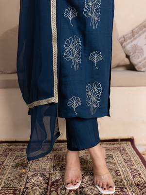 Teal women kurta pant dupatta set 3