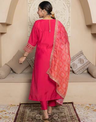 Pink women kurta pant dupatta set 2