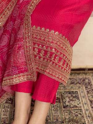 Pink women kurta pant dupatta set 4