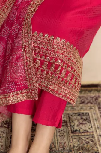 Pink women kurta pant dupatta set