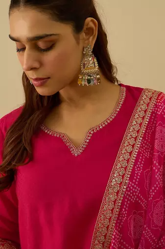 Pink women kurta pant dupatta set