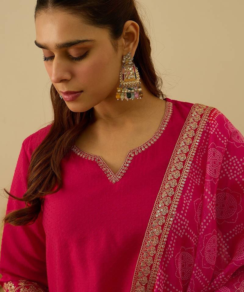 Pink women kurta pant dupatta set