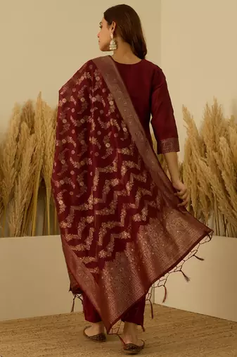 Red women kurta pant dupatta set