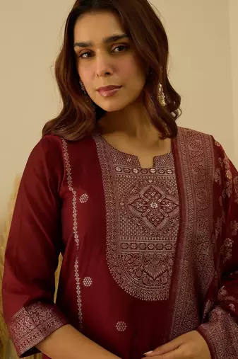 Red women kurta pant dupatta set