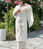 White women kurta pant dupatta set