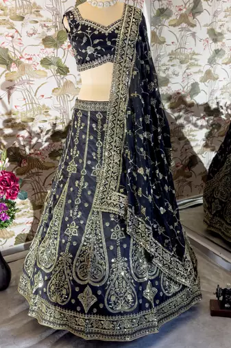 Elegant Black Silk Zari Work Lehenga Choli Set