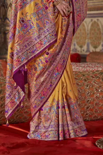 Mustard silk blend printed saree with unstitched blouse piece