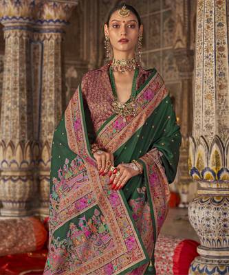 Dark green silk blend printed saree with unstitched blouse piece 2